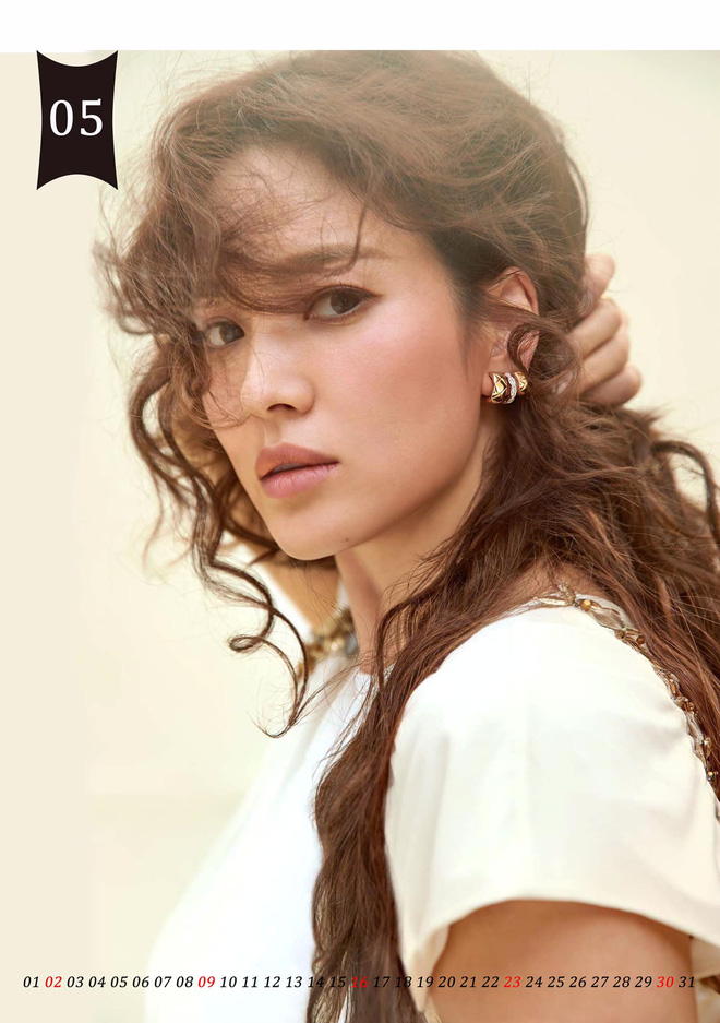 Dàn mỹ nhân 'phim 4 mùa' ngày ấy và hiện tại: Song Hye Kyo, Son Ye Jin xinh đẹp trường tồn, có 1 người lại vướng nghi án dao kéo - 16 Dàn mỹ nhân 'phim 4 mùa' ngày ấy và hiện tại: Song Hye Kyo, Son Ye Jin xinh đẹp trường tồn, có 1 người lại vướng nghi án dao kéo - 16