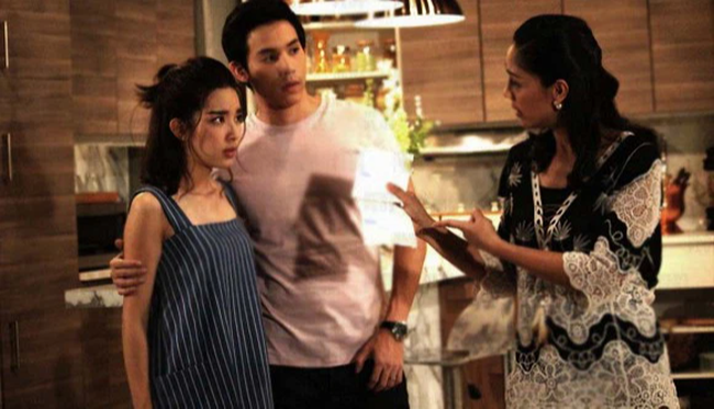 Suốt 2 tuần ở chơi nhà chị dâu, ngày nào cũng được ăn 'mâm cao cỗ đầy', đến khi ra về, chị đưa cho tờ hóa đơn gây choáng Suốt 2 tuần ở chơi nhà chị dâu, ngày nào cũng được ăn 'mâm cao cỗ đầy', đến khi ra về, chị đưa cho tờ hóa đơn gây choáng