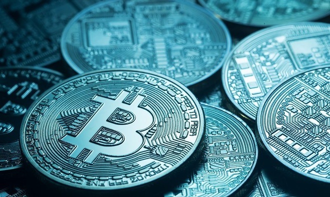 Giá Bitcoin lao dốc, về mốc 39.000 USD Giá Bitcoin lao dốc, về mốc 39.000 USD