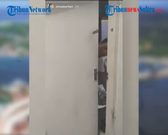 Vợ vác bụng bầu đi bắt ghen, gã chồng trăng hoa và 'kẻ thứ 3' là tiếp viên hàng không có thái độ gây căm phẫn - 1 Vợ vác bụng bầu đi bắt ghen, gã chồng trăng hoa và 'kẻ thứ 3' là tiếp viên hàng không có thái độ gây căm phẫn - 1