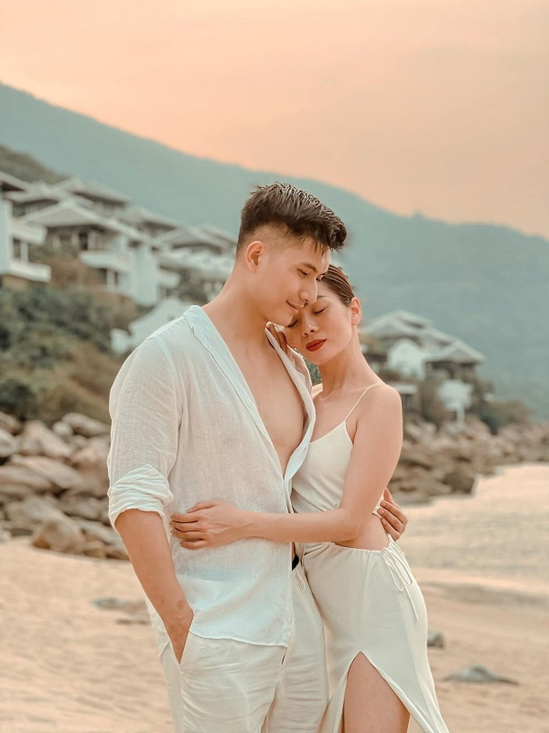 Hội FA ra mà xem, chị đẹp Lệ Quyên và tình trẻ Lâm Bảo Châu lộ loạt ảnh tình bể bình chẳng khác gì ảnh cưới đây này! - 4 Hội FA ra mà xem, chị đẹp Lệ Quyên và tình trẻ Lâm Bảo Châu lộ loạt ảnh tình bể bình chẳng khác gì ảnh cưới đây này! - 4