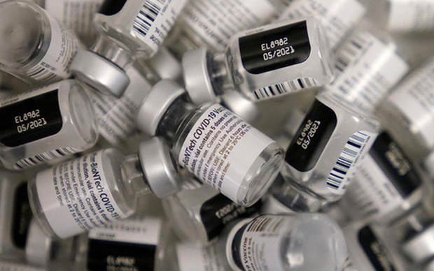 'Bãi rác ở Mỹ ngập vaccine': Thừa mứa hàng triệu liều, dân trốn tiêm nhiều vô kể 'Bãi rác ở Mỹ ngập vaccine': Thừa mứa hàng triệu liều, dân trốn tiêm nhiều vô kể