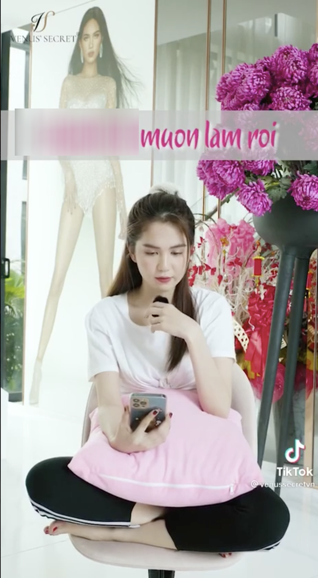Không chỉ Châu Bùi, Ngọc Trinh cũng từng gây tranh cãi vì chơi trò đọc tiếng Việt không dấu với nội dung dễ hiểu nhầm - 1 Không chỉ Châu Bùi, Ngọc Trinh cũng từng gây tranh cãi vì chơi trò đọc tiếng Việt không dấu với nội dung dễ hiểu nhầm - 1