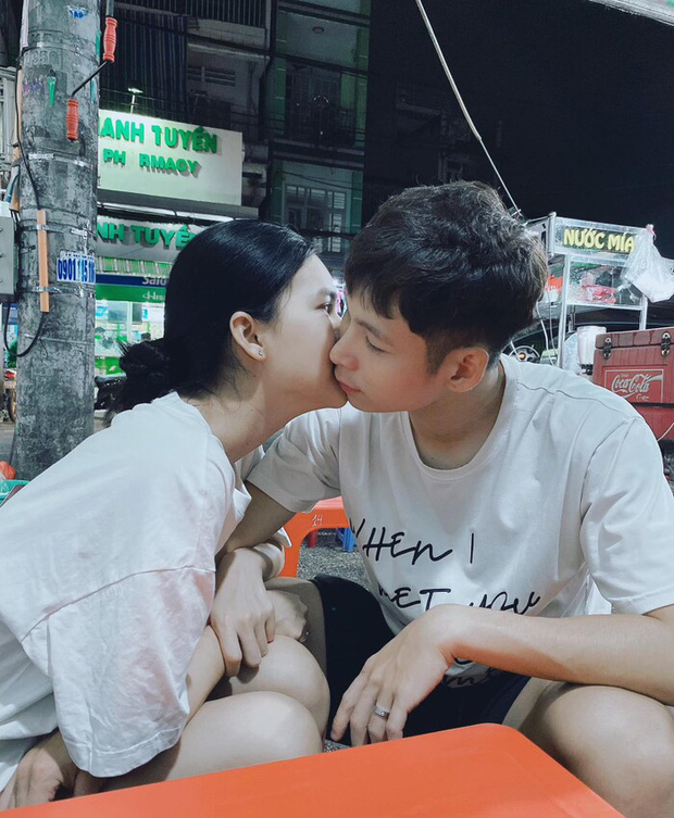 Lê Ngọc Trinh gây lo lắng khi đăng ảnh bồn nước đầy máu sau cú sốc bị bạn trai cầu thủ 'cắm sừng' - 4 Lê Ngọc Trinh gây lo lắng khi đăng ảnh bồn nước đầy máu sau cú sốc bị bạn trai cầu thủ 'cắm sừng' - 4
