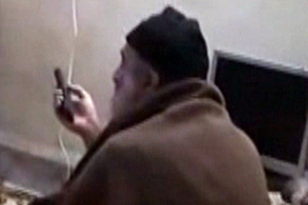 Lấy nhiều vợ: Nguyên nhân trực tiếp khiến Osama bin Laden bị tiêu diệt nhanh hơn dự kiến? - 2 Lấy nhiều vợ: Nguyên nhân trực tiếp khiến Osama bin Laden bị tiêu diệt nhanh hơn dự kiến? - 2