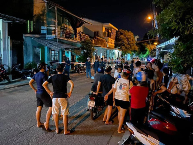 Công an thông tin nguyên nhân vụ chồng ôm vợ châm lửa tự thiêu bỏ lại 3 con nhỏ Công an thông tin nguyên nhân vụ chồng ôm vợ châm lửa tự thiêu bỏ lại 3 con nhỏ
