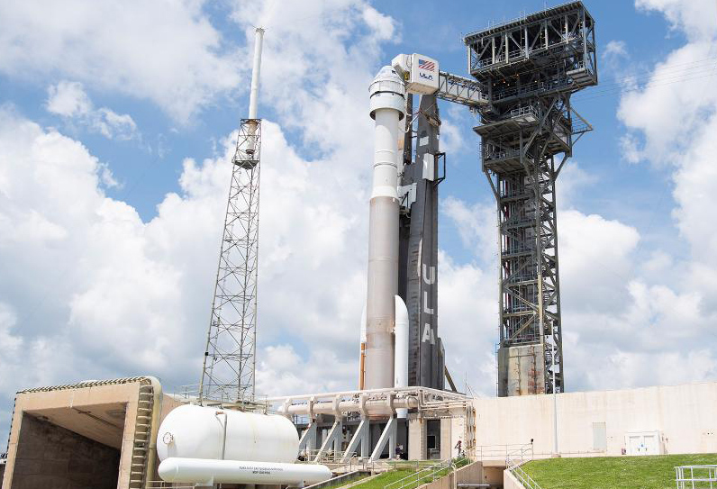 Boeing sắp phóng tàu Starliner, quyết đấu với SpaceX Boeing sắp phóng tàu Starliner, quyết đấu với SpaceX