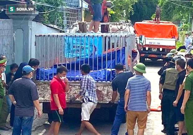Video: Cận cảnh chuồng trại nuôi nhốt 17 con hổ lớn vừa bị công an triệt phá - 1 Video: Cận cảnh chuồng trại nuôi nhốt 17 con hổ lớn vừa bị công an triệt phá - 1