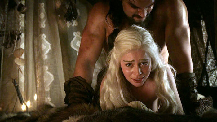 Sao 'Game of Thrones' phản pháo cực thâm thúy trước câu hỏi vô duyên về cảnh nóng trên phim - 1 Sao 'Game of Thrones' phản pháo cực thâm thúy trước câu hỏi vô duyên về cảnh nóng trên phim - 1