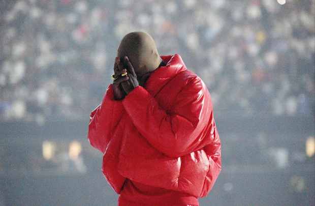Xôn xao tin Kim Kardashian và Kanye West tái hợp sau nửa năm ly hôn, nàng tận 2 lần làm 1 việc đáng nghi này - 4 Xôn xao tin Kim Kardashian và Kanye West tái hợp sau nửa năm ly hôn, nàng tận 2 lần làm 1 việc đáng nghi này - 4