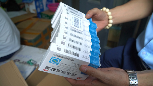 Phát hiện gần 3.000 hộp thuốc hỗ trợ điều trị Covid-19 nhập lậu - 1 Phát hiện gần 3.000 hộp thuốc hỗ trợ điều trị Covid-19 nhập lậu - 1