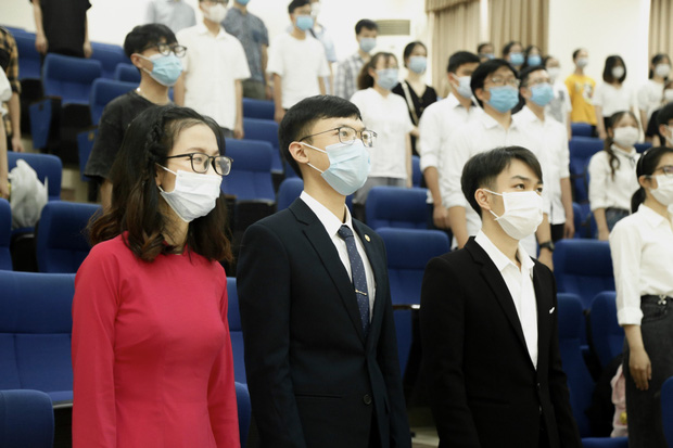 Những chuyện chưa kể của sinh viên từ Hà Nội vào Bình Dương truy vết F0: 'Làm việc hết công suất, gắn moteur vào người còn không chạy kịp' - 4 Những chuyện chưa kể của sinh viên từ Hà Nội vào Bình Dương truy vết F0: 'Làm việc hết công suất, gắn moteur vào người còn không chạy kịp' - 4