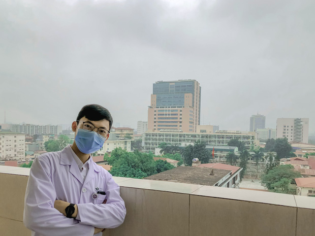 Những chuyện chưa kể của sinh viên từ Hà Nội vào Bình Dương truy vết F0: 'Làm việc hết công suất, gắn moteur vào người còn không chạy kịp' - 2 Những chuyện chưa kể của sinh viên từ Hà Nội vào Bình Dương truy vết F0: 'Làm việc hết công suất, gắn moteur vào người còn không chạy kịp' - 2
