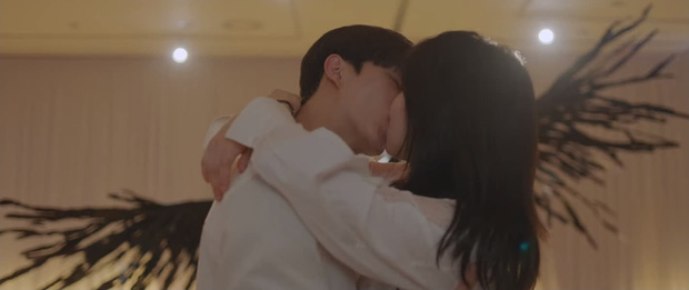 Hồi kết Nevertheless khiến netizen sôi máu: Phim cổ xúy bad boy lừa tình, 'nồi nào úp vung nấy' xứng đôi quá! - 1 Hồi kết Nevertheless khiến netizen sôi máu: Phim cổ xúy bad boy lừa tình, 'nồi nào úp vung nấy' xứng đôi quá! - 1