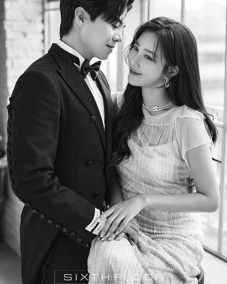 Cuộc chiến thượng lưu: Khoe ảnh cưới, Logan Lee gây tranh cãi khi để 'bàn tay hư hỏng' lên vòng 1 của Su Ryeon - 5 Cuộc chiến thượng lưu: Khoe ảnh cưới, Logan Lee gây tranh cãi khi để 'bàn tay hư hỏng' lên vòng 1 của Su Ryeon - 5