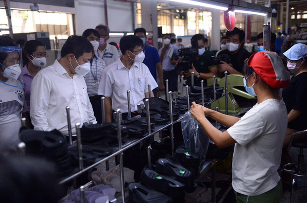 Đề xuất tái khởi động sản xuất kinh doanh tại TP.HCM sau 15/9 - 1 Đề xuất tái khởi động sản xuất kinh doanh tại TP.HCM sau 15/9 - 1