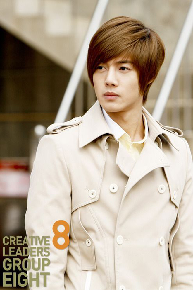 Bóc trần Kim Hyun Joong: Nam thần Vườn Sao Băng 'đè bẹp' Lee Min Ho, tuột dốc sau 1 đêm vì bê bối đánh bạn gái gãy xương sườn - 6 Bóc trần Kim Hyun Joong: Nam thần Vườn Sao Băng 'đè bẹp' Lee Min Ho, tuột dốc sau 1 đêm vì bê bối đánh bạn gái gãy xương sườn - 6