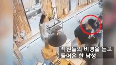 Bóc trần Kim Hyun Joong: Nam thần Vườn Sao Băng 'đè bẹp' Lee Min Ho, tuột dốc sau 1 đêm vì bê bối đánh bạn gái gãy xương sườn - 17 Bóc trần Kim Hyun Joong: Nam thần Vườn Sao Băng 'đè bẹp' Lee Min Ho, tuột dốc sau 1 đêm vì bê bối đánh bạn gái gãy xương sườn - 17