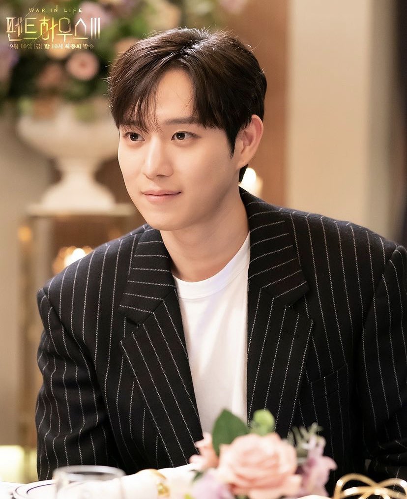 Cuộc chiến thượng lưu tập cuối phần 3: Ro Na và Seok Hoon trao nhau nụ hôn kẹo ngọt, happy ending cho đôi gà bông - 5 Cuộc chiến thượng lưu tập cuối phần 3: Ro Na và Seok Hoon trao nhau nụ hôn kẹo ngọt, happy ending cho đôi gà bông - 5