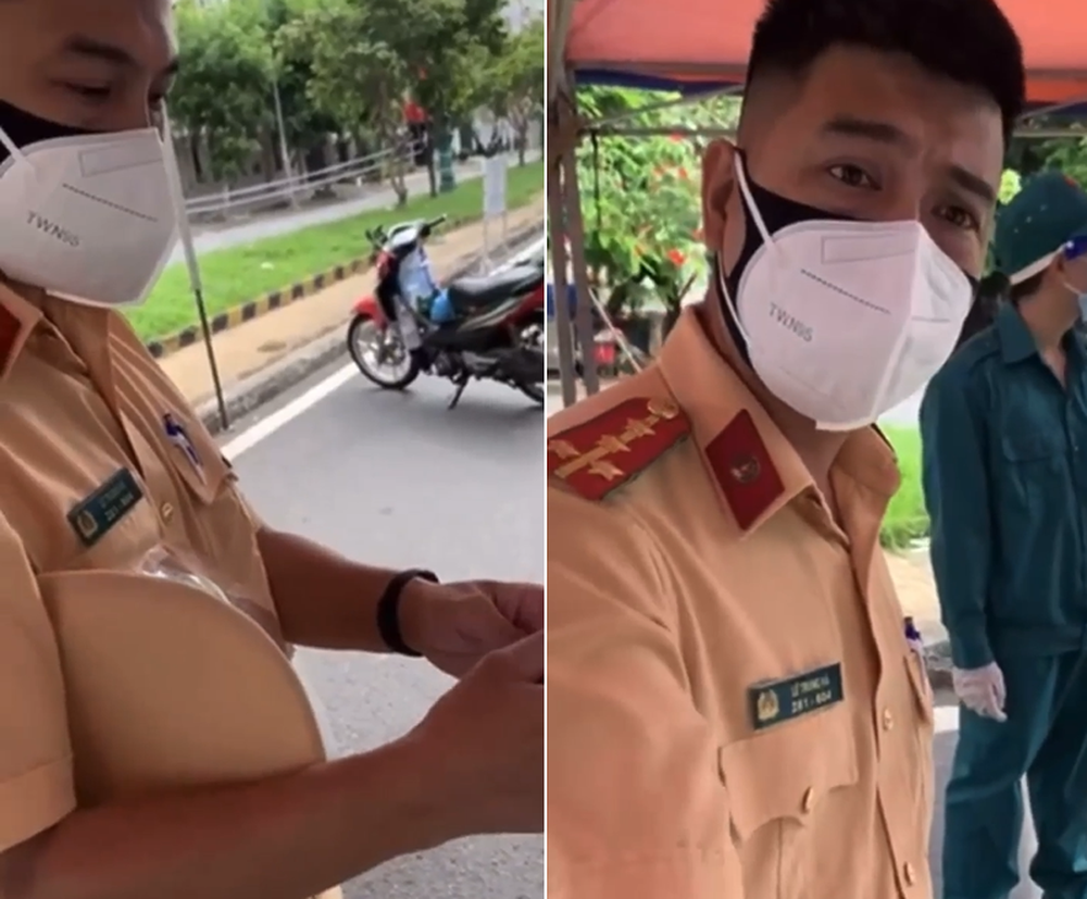 Clip CSGT mất gần 2 phút giải thích lỗi vi phạm cho shipper, ánh mắt trìu mến làm ấm lòng người xem Clip CSGT mất gần 2 phút giải thích lỗi vi phạm cho shipper, ánh mắt trìu mến làm ấm lòng người xem