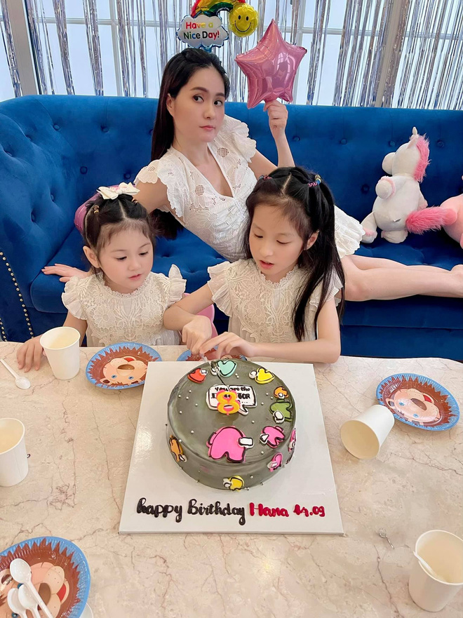 Đại gia Quận 7 tuyên bố 'trích' nguyên căn biệt thự xây khu vui chơi tặng con gái, nhưng mãi vẫn là bản vẽ với ảnh sưu tầm - 5 Đại gia Quận 7 tuyên bố 'trích' nguyên căn biệt thự xây khu vui chơi tặng con gái, nhưng mãi vẫn là bản vẽ với ảnh sưu tầm - 5