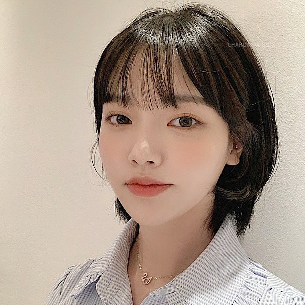 4 kiểu tóc đen không bị già, trái lại còn rất trẻ trung và giúp visual xinh hơn vài chân kính - 14 4 kiểu tóc đen không bị già, trái lại còn rất trẻ trung và giúp visual xinh hơn vài chân kính - 14