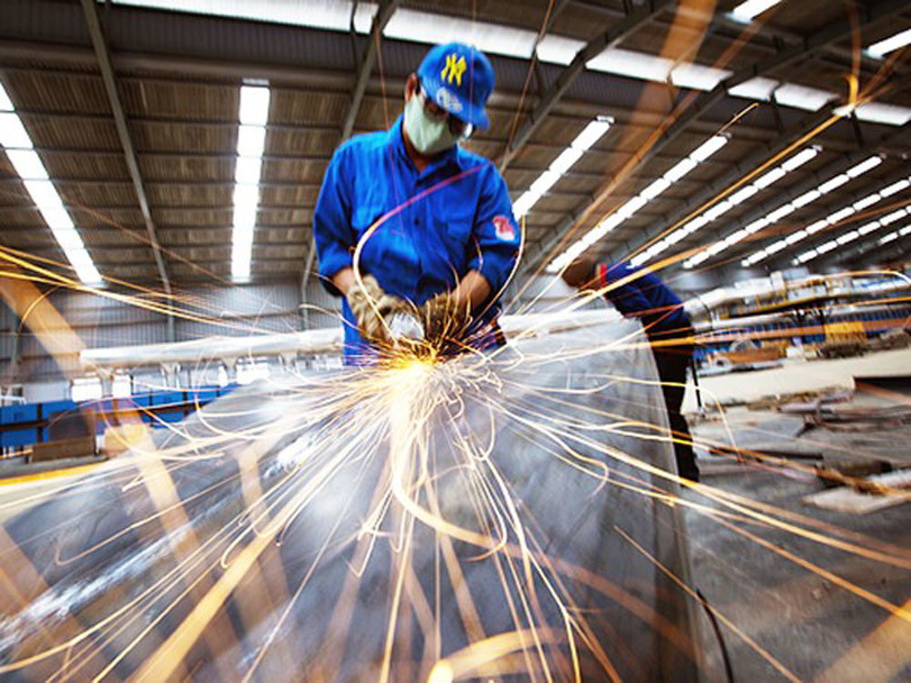 Nguyên liệu tăng giá, tồn kho tăng cao, nợ nần tăng lên: 'Ba tăng' dìm DN - 2 Nguyên liệu tăng giá, tồn kho tăng cao, nợ nần tăng lên: 'Ba tăng' dìm DN - 2