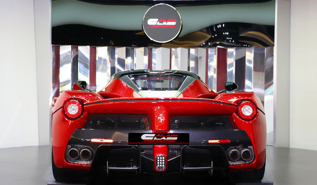 Lộ diện thời gian Ferrari LaFerrari đầu tiên về Việt Nam gia nhập bộ sưu tập siêu xe khủng của nữ doanh nhân 9x - 6 Lộ diện thời gian Ferrari LaFerrari đầu tiên về Việt Nam gia nhập bộ sưu tập siêu xe khủng của nữ doanh nhân 9x - 6