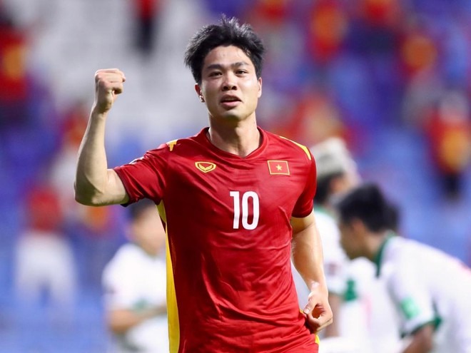 Sina Sport: 'Công Phượng là quân bài tẩy của HLV Park Hang-seo' Sina Sport: 'Công Phượng là quân bài tẩy của HLV Park Hang-seo'