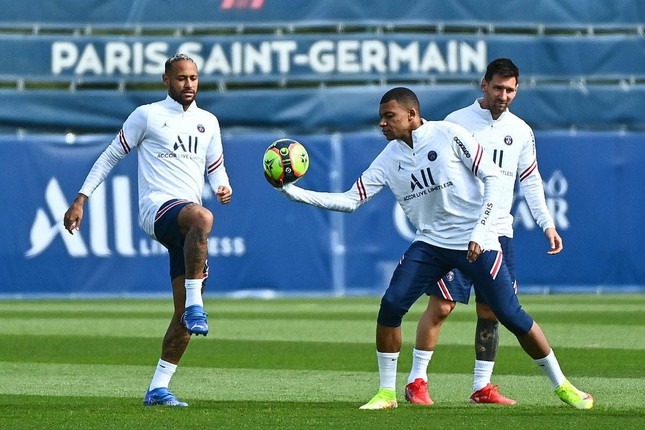 Thuyền trưởng PSG chỉ ra đối thủ phải đánh bại nếu muốn vô địch Champions League - 1 Thuyền trưởng PSG chỉ ra đối thủ phải đánh bại nếu muốn vô địch Champions League - 1