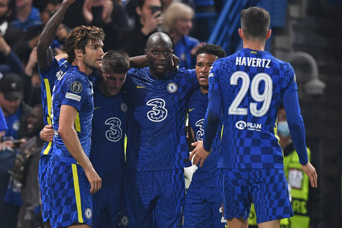 Lukaku ghi bàn duy nhất, ĐKVĐ Chelsea ra quân thuận lợi Lukaku ghi bàn duy nhất, ĐKVĐ Chelsea ra quân thuận lợi