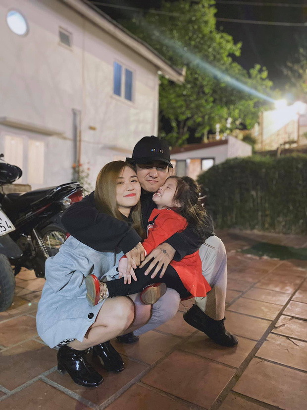 Giữa tin đồn chia tay Đạt G, Cindy Lư nêu 2 quan điểm: Bị tình cũ người yêu xoáy và có kẻ thứ 3 vì bị đối xử lạnh nhạt - 3 Giữa tin đồn chia tay Đạt G, Cindy Lư nêu 2 quan điểm: Bị tình cũ người yêu xoáy và có kẻ thứ 3 vì bị đối xử lạnh nhạt - 3