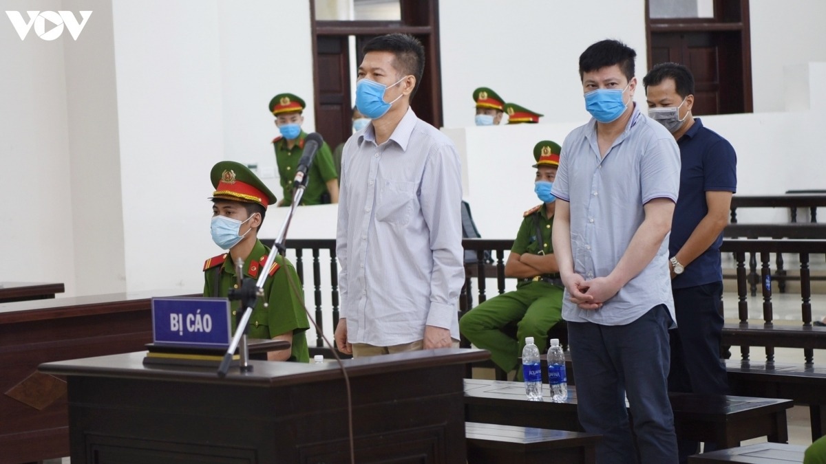 Tham nhũng, trục lợi trong mua sắm thiết bị y tế chống dịch là tội ác - 1 Tham nhũng, trục lợi trong mua sắm thiết bị y tế chống dịch là tội ác - 1
