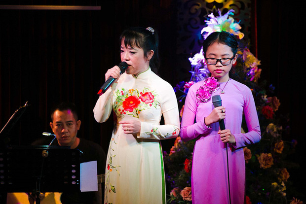 Phương Mỹ Chi lần đầu nói về sự ra đi của cô út Phương Quế Như và tường tận chuyện cả gia đình nhiễm Covid-19 - 3 Phương Mỹ Chi lần đầu nói về sự ra đi của cô út Phương Quế Như và tường tận chuyện cả gia đình nhiễm Covid-19 - 3
