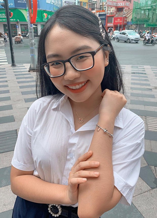 Phương Mỹ Chi lần đầu nói về sự ra đi của cô út Phương Quế Như và tường tận chuyện cả gia đình nhiễm Covid-19 - 4 Phương Mỹ Chi lần đầu nói về sự ra đi của cô út Phương Quế Như và tường tận chuyện cả gia đình nhiễm Covid-19 - 4