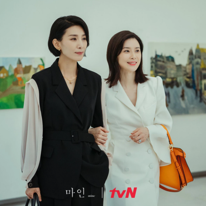 Top 11 phim Hàn đạt rating cao nhất 2021: 'Hometown Chachacha' ngậm ngùi nhường chỗ cho loạt cái tên này - 1 Top 11 phim Hàn đạt rating cao nhất 2021: 'Hometown Chachacha' ngậm ngùi nhường chỗ cho loạt cái tên này - 1