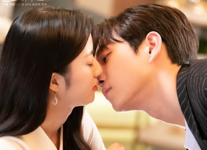 Top 11 phim Hàn đạt rating cao nhất 2021: 'Hometown Chachacha' ngậm ngùi nhường chỗ cho loạt cái tên này - 9 Top 11 phim Hàn đạt rating cao nhất 2021: 'Hometown Chachacha' ngậm ngùi nhường chỗ cho loạt cái tên này - 9