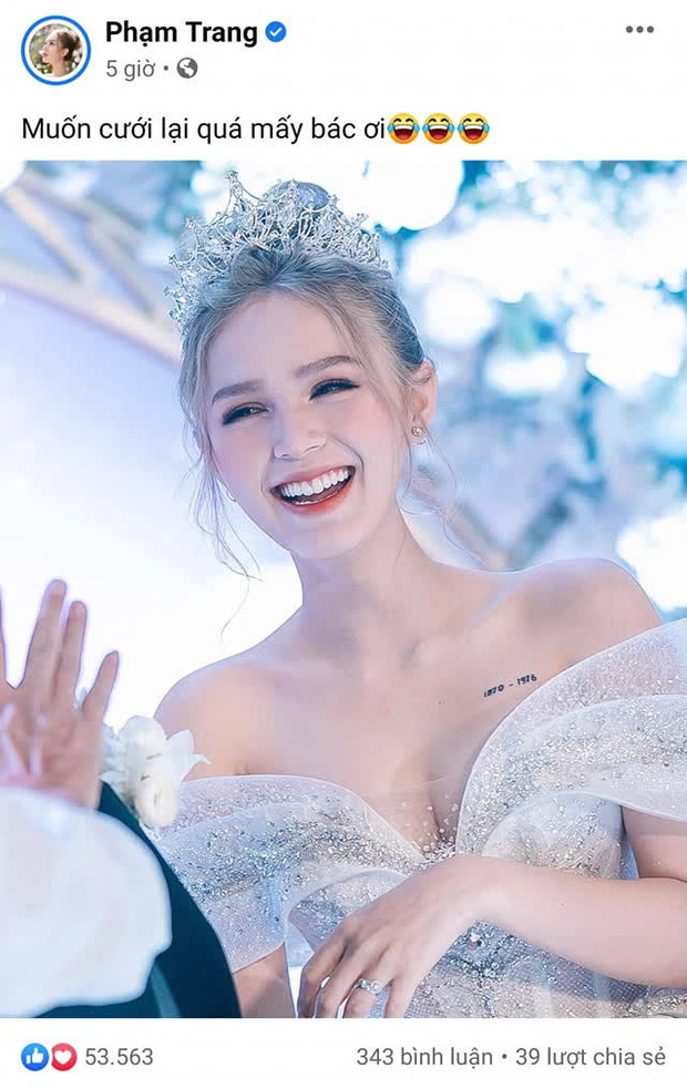 Chưa đầy 1 năm sau đám cưới hoành tráng, Xoài Non năn nỉ chồng thiếu gia 'cưới lại', không quên đòi quà mừng khủng từ Linh Ngọc Đàm - 1 Chưa đầy 1 năm sau đám cưới hoành tráng, Xoài Non năn nỉ chồng thiếu gia 'cưới lại', không quên đòi quà mừng khủng từ Linh Ngọc Đàm - 1