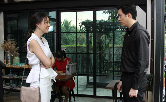 Chồng ra ngoài huênh hoang khoe còn độc thân, cô vợ chỉ làm đúng một chiêu khiến đối phương vội vàng quỳ xuống xin lỗi Chồng ra ngoài huênh hoang khoe còn độc thân, cô vợ chỉ làm đúng một chiêu khiến đối phương vội vàng quỳ xuống xin lỗi
