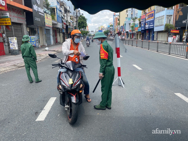 TP.HCM: Có thể xử lý hình sự trường hợp biết mình là F0 nhưng cố tình lưu thông trên đường TP.HCM: Có thể xử lý hình sự trường hợp biết mình là F0 nhưng cố tình lưu thông trên đường