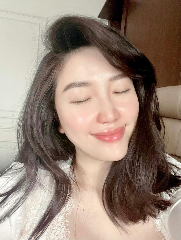 Bảo Thy lộ diện khoe vóc dáng thon gọn hậu tin đồn đã có con đầu lòng, sự thật là gì? - 2 Bảo Thy lộ diện khoe vóc dáng thon gọn hậu tin đồn đã có con đầu lòng, sự thật là gì? - 2