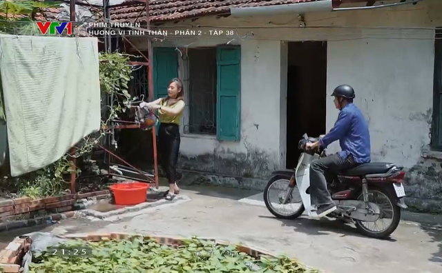 Hương vị tình thân: Bị lão Tấn đe dọa, ông Sinh khuyên Nam không nên quá thân thiết vì sợ con gái gặp nguy hiểm - 3 Hương vị tình thân: Bị lão Tấn đe dọa, ông Sinh khuyên Nam không nên quá thân thiết vì sợ con gái gặp nguy hiểm - 3