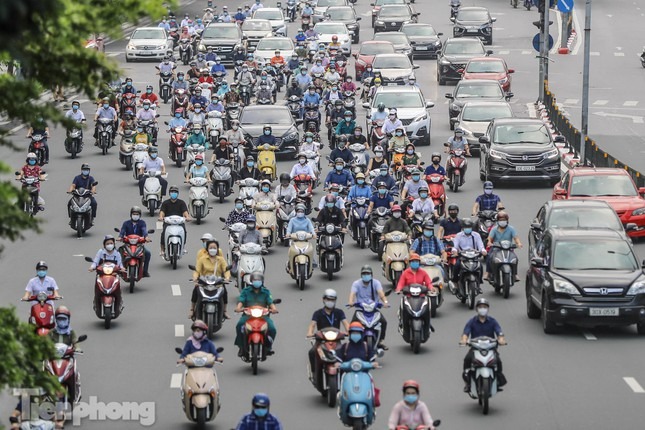 Hà Nội thay đổi thế nào sau 4 lần giãn cách xã hội? - 12 Hà Nội thay đổi thế nào sau 4 lần giãn cách xã hội? - 12
