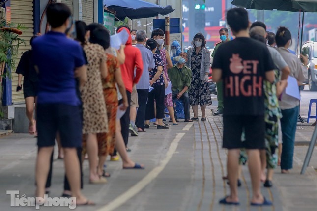 Hà Nội thay đổi thế nào sau 4 lần giãn cách xã hội? - 14 Hà Nội thay đổi thế nào sau 4 lần giãn cách xã hội? - 14