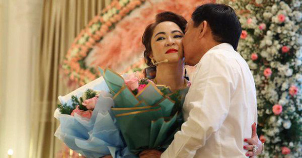 Từng bị doạ tạt axit trong đám cưới, nữ CEO Đại Nam có vị trí như thế nào trong lòng ông Dũng 'lò vôi'? - 3 Từng bị doạ tạt axit trong đám cưới, nữ CEO Đại Nam có vị trí như thế nào trong lòng ông Dũng 'lò vôi'? - 3