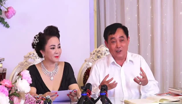 Từng bị doạ tạt axit trong đám cưới, nữ CEO Đại Nam có vị trí như thế nào trong lòng ông Dũng 'lò vôi'? Từng bị doạ tạt axit trong đám cưới, nữ CEO Đại Nam có vị trí như thế nào trong lòng ông Dũng 'lò vôi'?