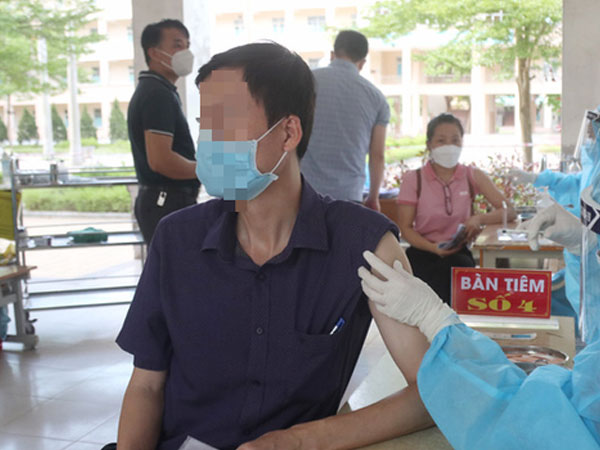 Nguyên nhân cụ ông 82 tuổi tử vong sau khi tiêm vắc-xin Nguyên nhân cụ ông 82 tuổi tử vong sau khi tiêm vắc-xin