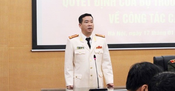 Tước danh hiệu Công an nhân dân đại tá Phùng Anh Lê, bắt thêm nhiều thuộc cấp Tước danh hiệu Công an nhân dân đại tá Phùng Anh Lê, bắt thêm nhiều thuộc cấp