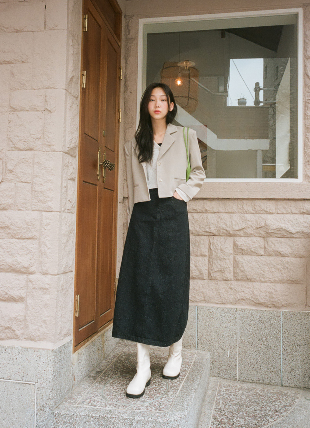 4 món đồ denim hot nhất thu 2021: Nàng 30+ diện thì càng trẻ trung và sang xịn - 2 4 món đồ denim hot nhất thu 2021: Nàng 30+ diện thì càng trẻ trung và sang xịn - 2