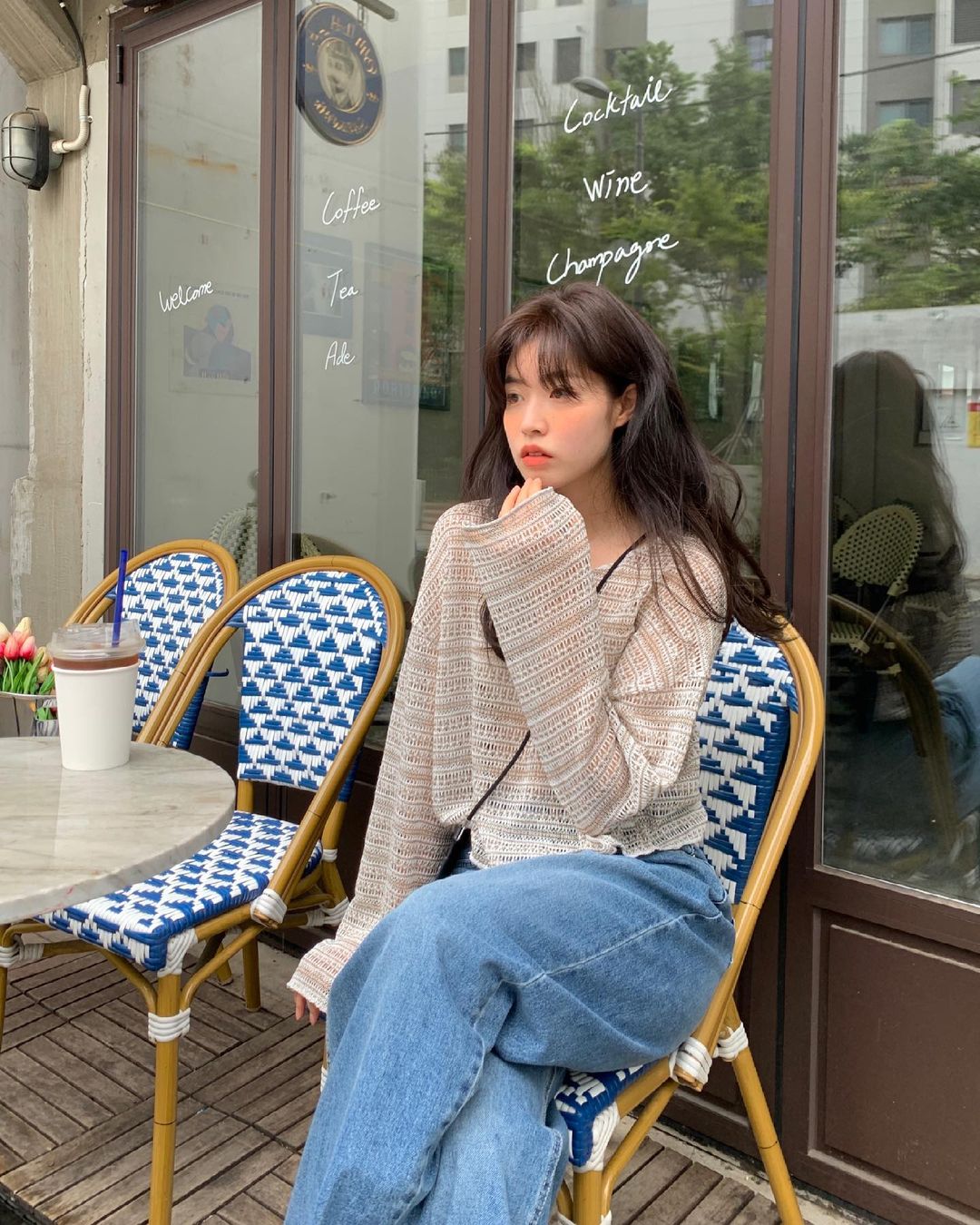 4 món đồ denim hot nhất thu 2021: Nàng 30+ diện thì càng trẻ trung và sang xịn - 11 4 món đồ denim hot nhất thu 2021: Nàng 30+ diện thì càng trẻ trung và sang xịn - 11